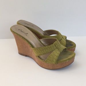 Green wedges